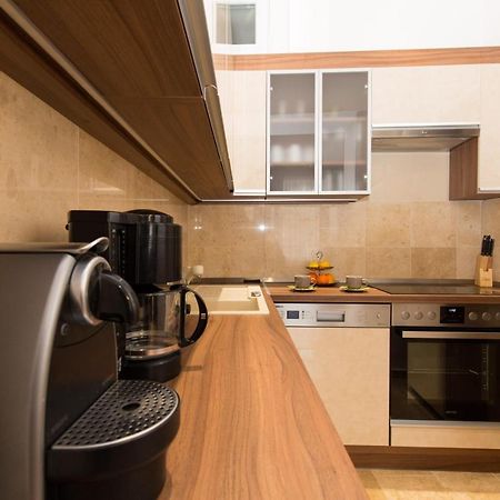 Elegant Apartment With Buda Castle View بودابست المظهر الخارجي الصورة